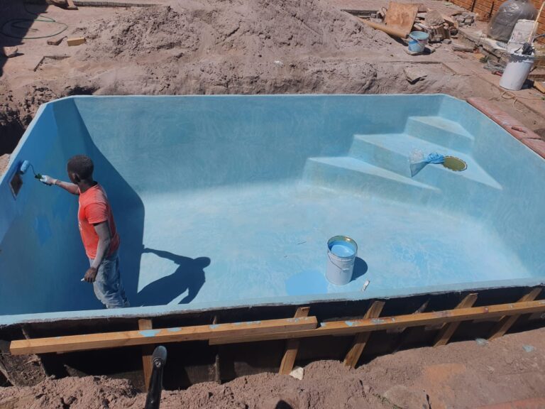Marbelite pool resurfacing Cape Town: new fibreglass pool shell fitted