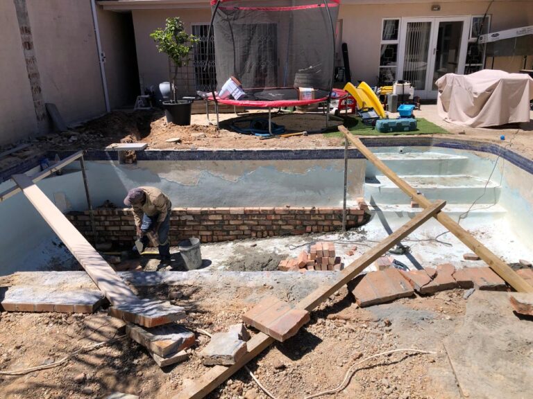 Pool installation Cape Town: new pool build in progress