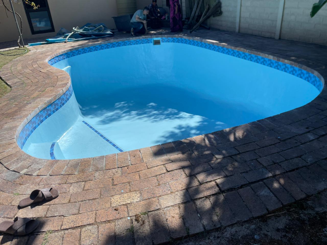 GUNITE POOL RELINING WITH FIBREGLASS IN PANORAMA