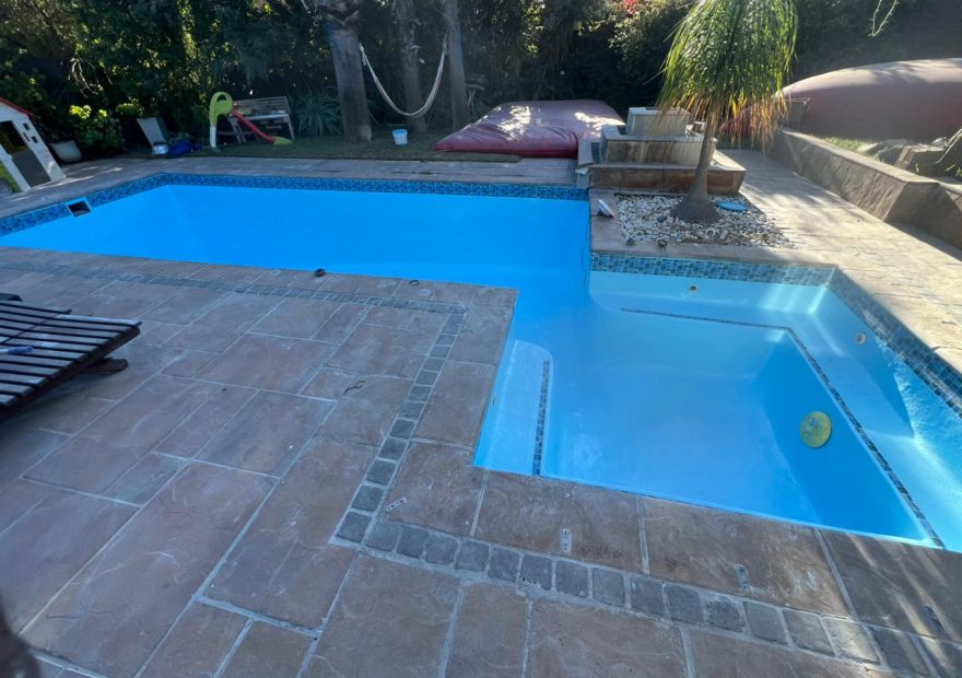 HAPPY CLIENT IN MELKBOSSTRAND – GUNITE POOL RELINING DONE