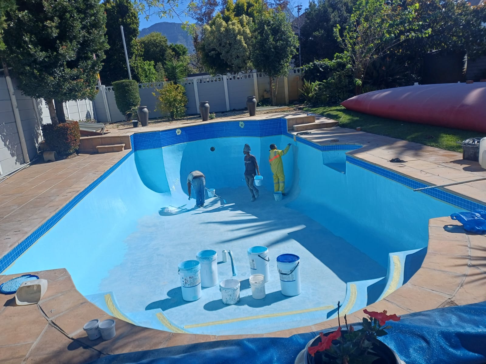 RONDEBOSCH POOL RELINING – 15m x 7m FOR R80,000