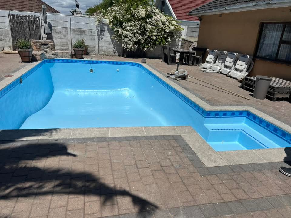 pool relining Monte Vista after — finished blue pool ready to swim