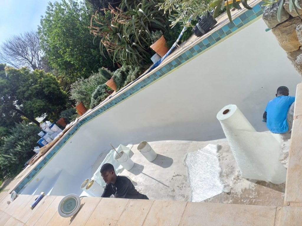 Durbanville Fiberglass Relining: 8x4m Pool from Leaking to Summer Ready | Gibbs Pools Fiberglass relining Durbanville: surface preparation