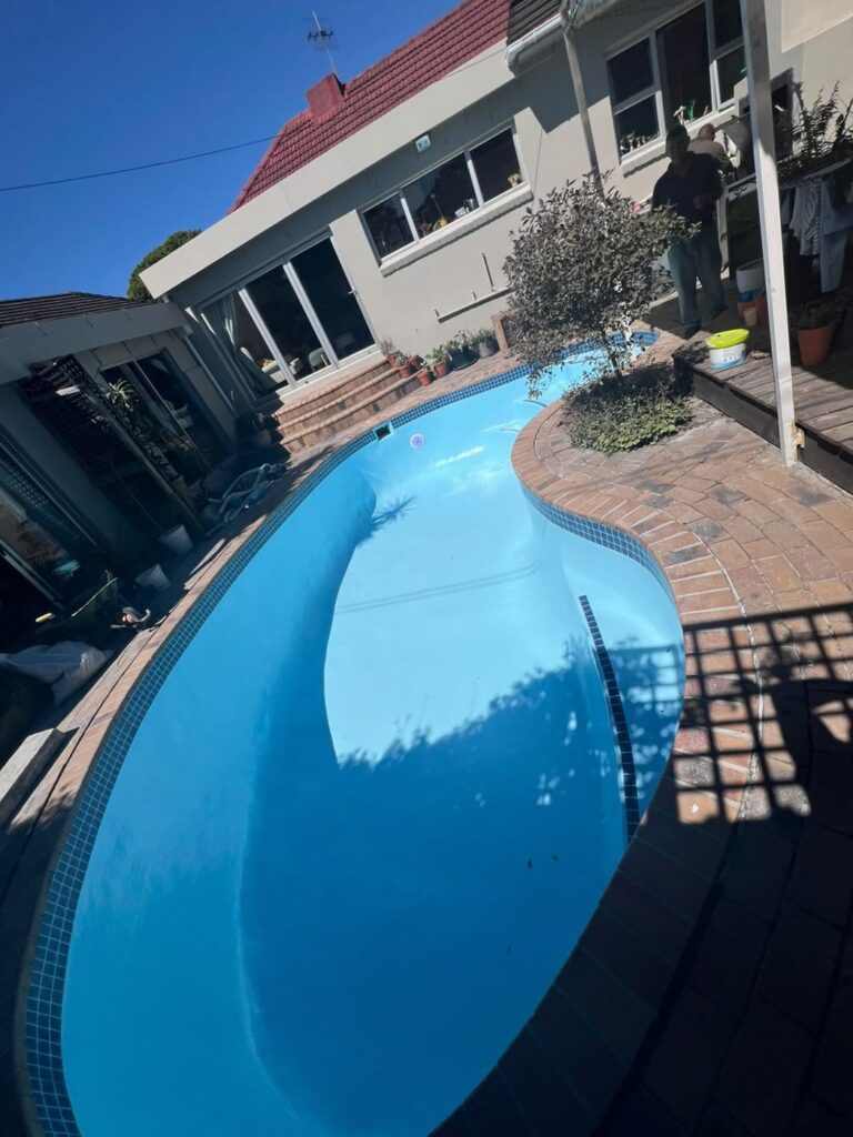 Rondebosch fibreglass lining result on a 7x4m gunite pool